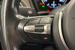 keltainen BMW X2 2018 kuva 16.