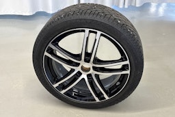 keltainen BMW X2 2018 kuva 28.
