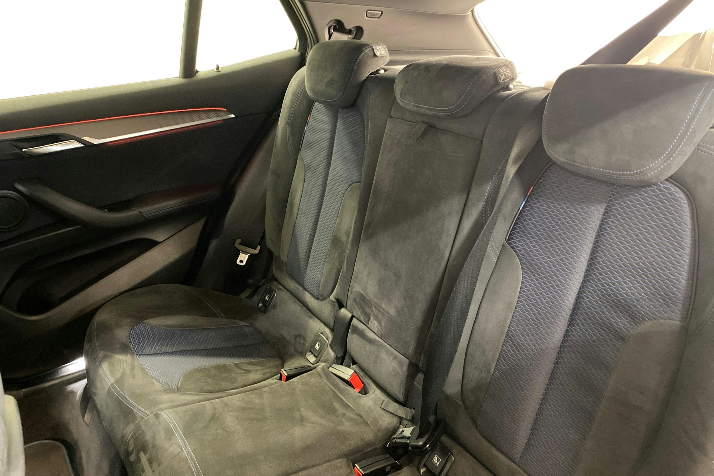 harmaa BMW X2 2018 kuva 10.