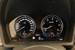 harmaa BMW X2 2018 kuva 15.