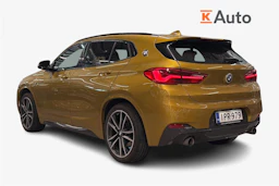 keltainen BMW X2 2018 kuva 2.