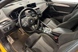 keltainen BMW X2 2018 kuva 3.