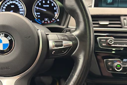 keltainen BMW X2 2018 kuva 17.