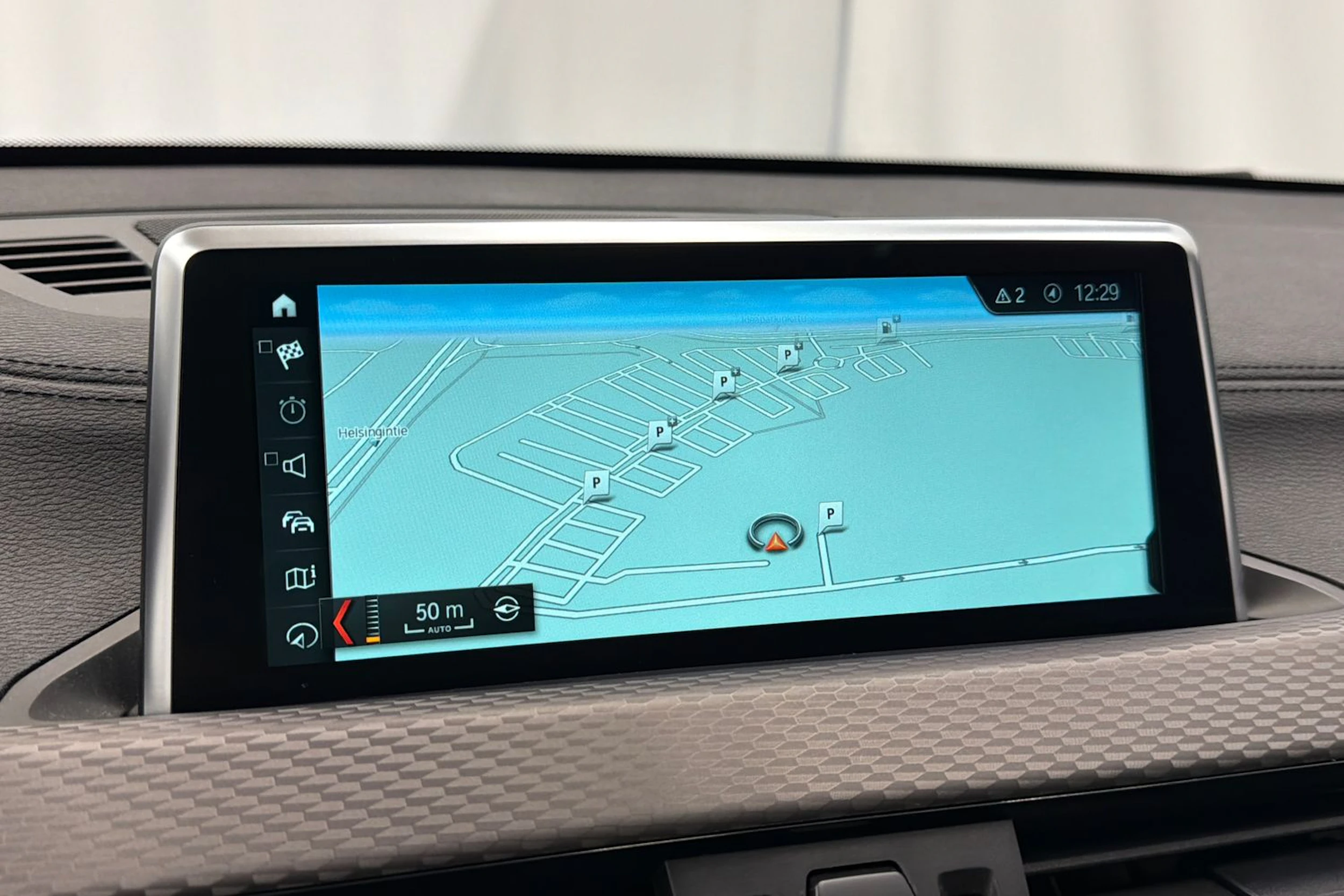 keltainen BMW X2 2018 kuva 18.