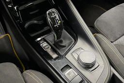 keltainen BMW X2 2018 kuva 25.