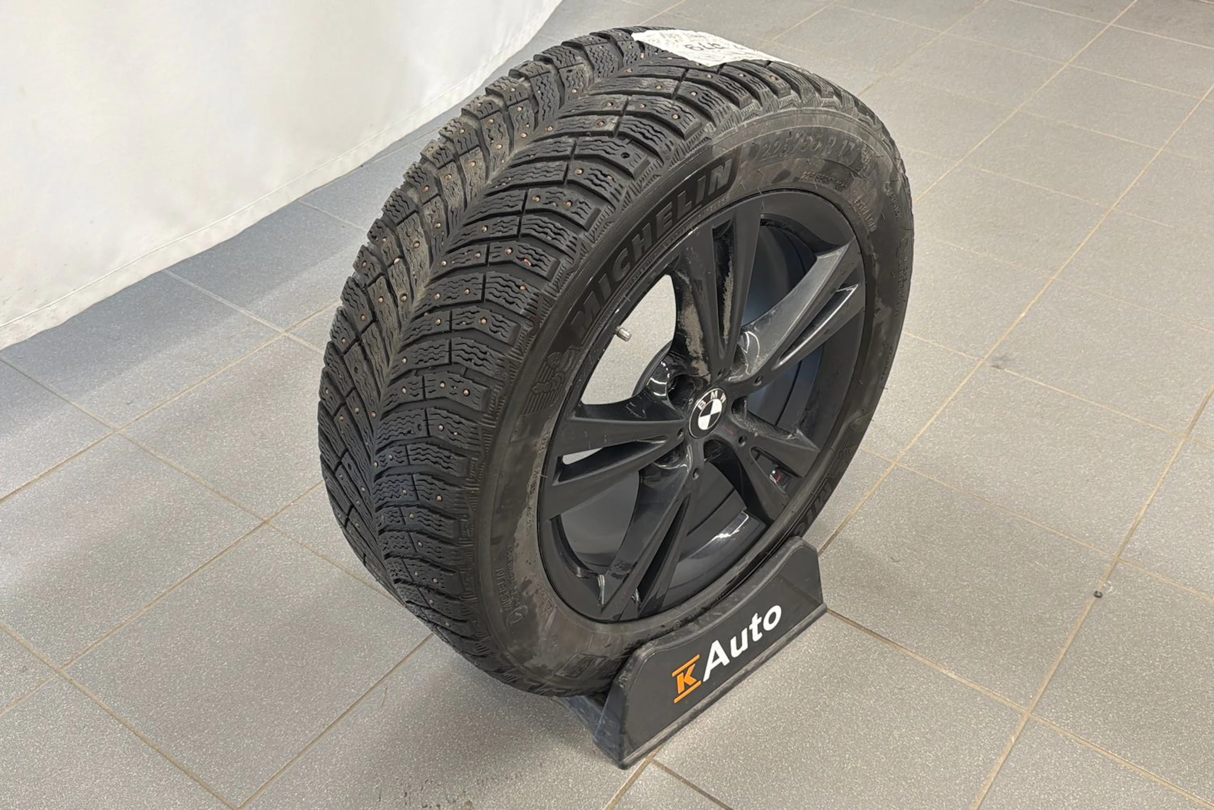 keltainen BMW X2 2018 kuva 31.