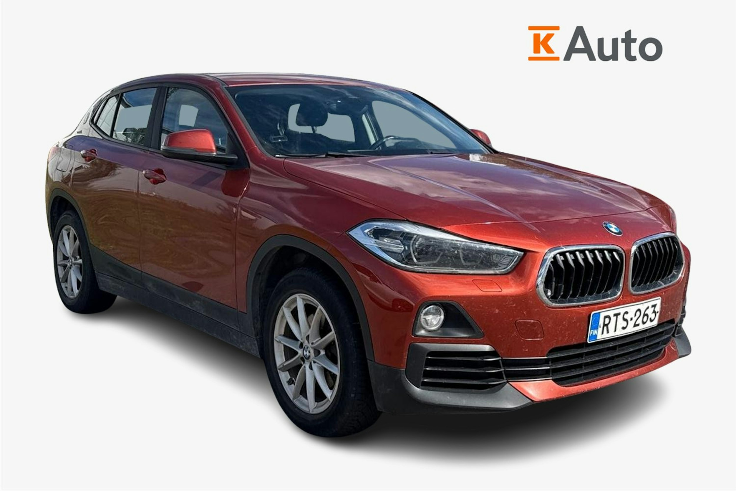 Oranssi BMW X2 2018 kuva 1.