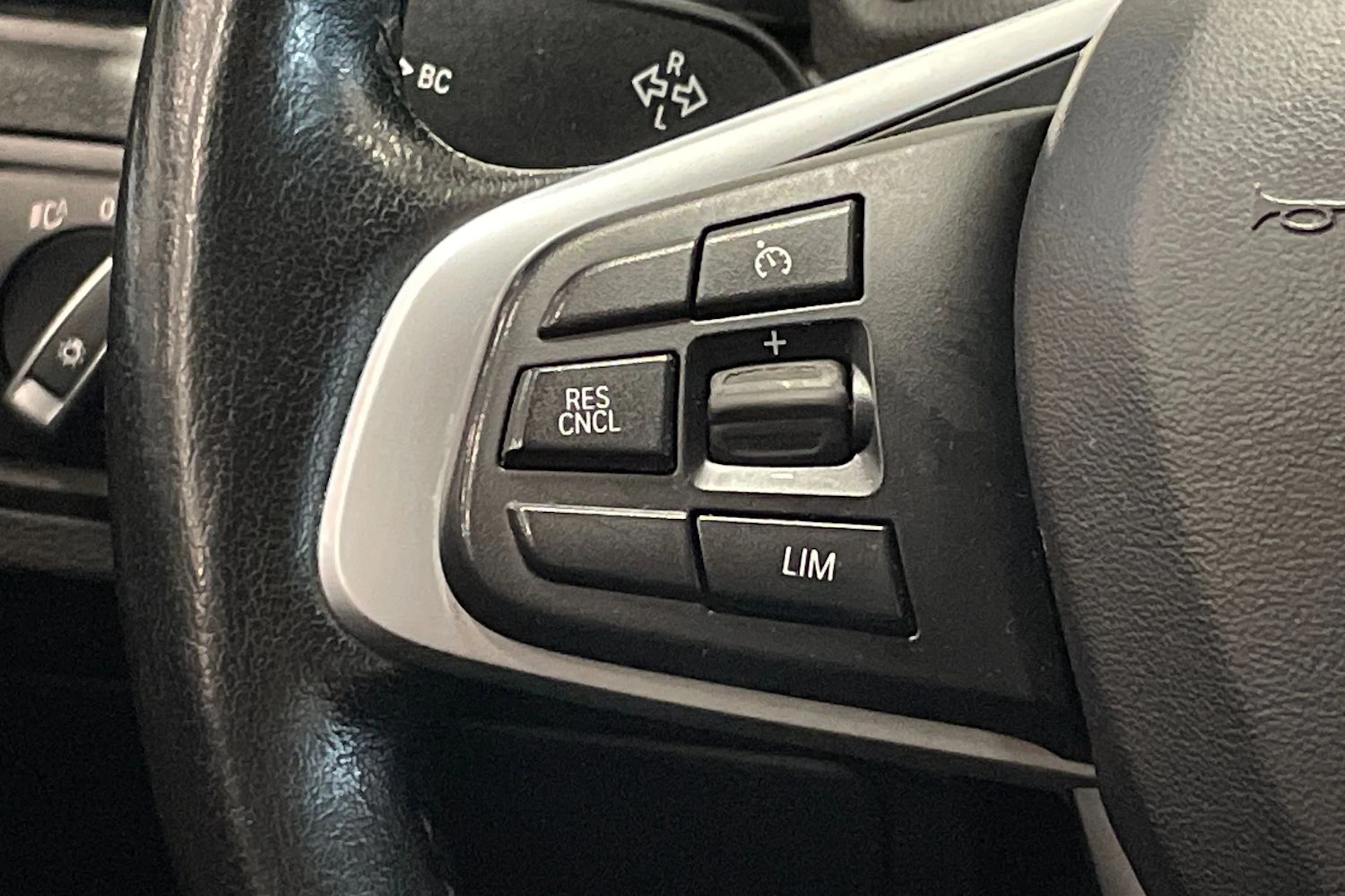 harmaa BMW X2 2019 kuva 15.