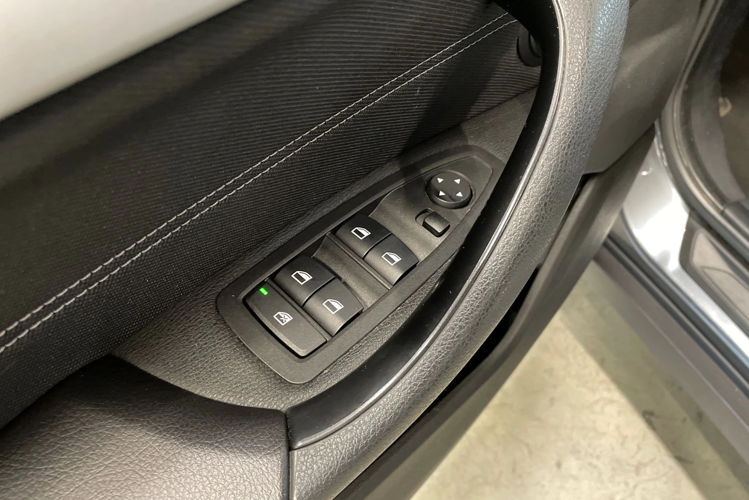 harmaa BMW X2 2019 kuva 22.