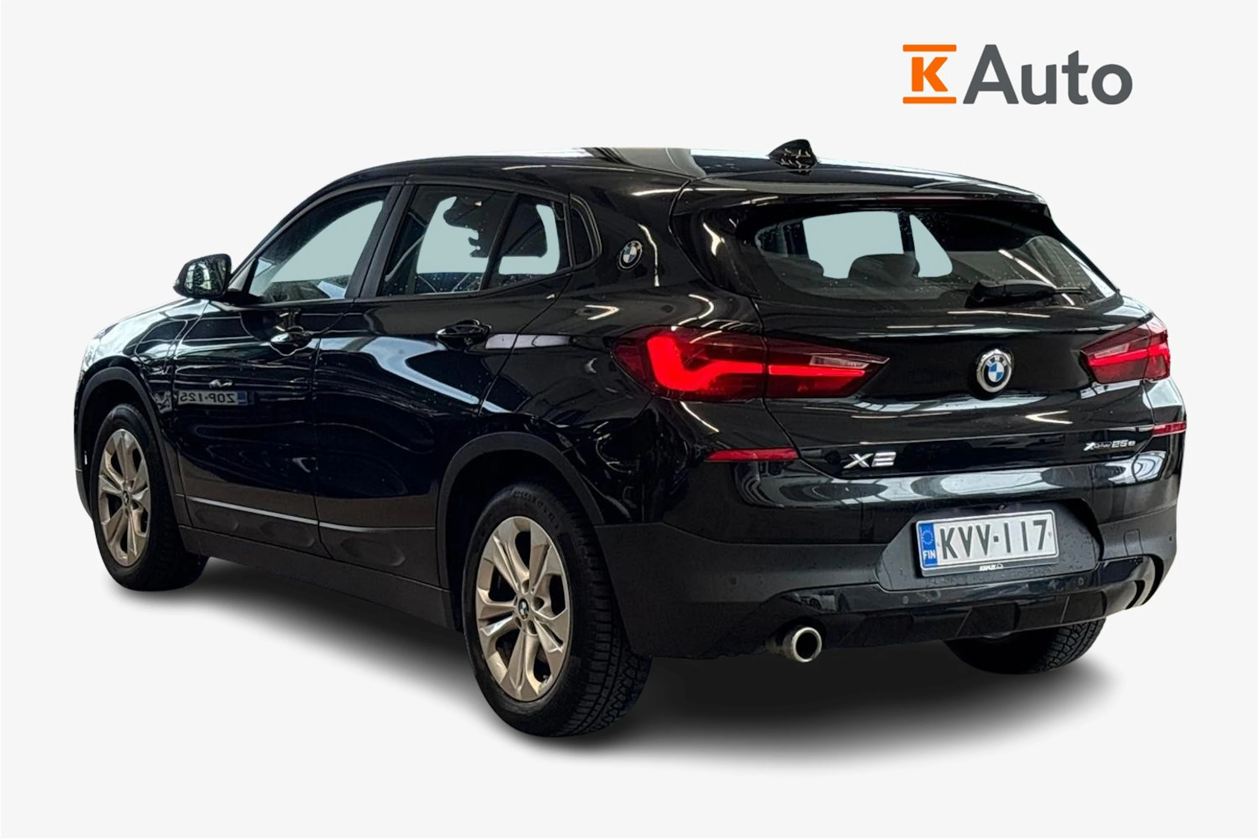 musta BMW X2 2021 kuva 2.
