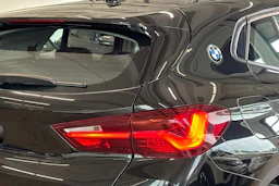 musta BMW X2 2021 kuva 15.
