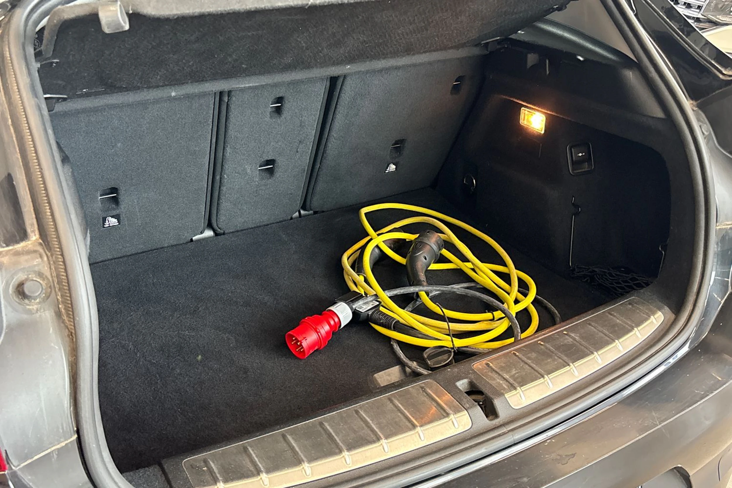 musta BMW X2 2021 kuva 16.