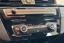 musta BMW X2 2021 kuva 30.