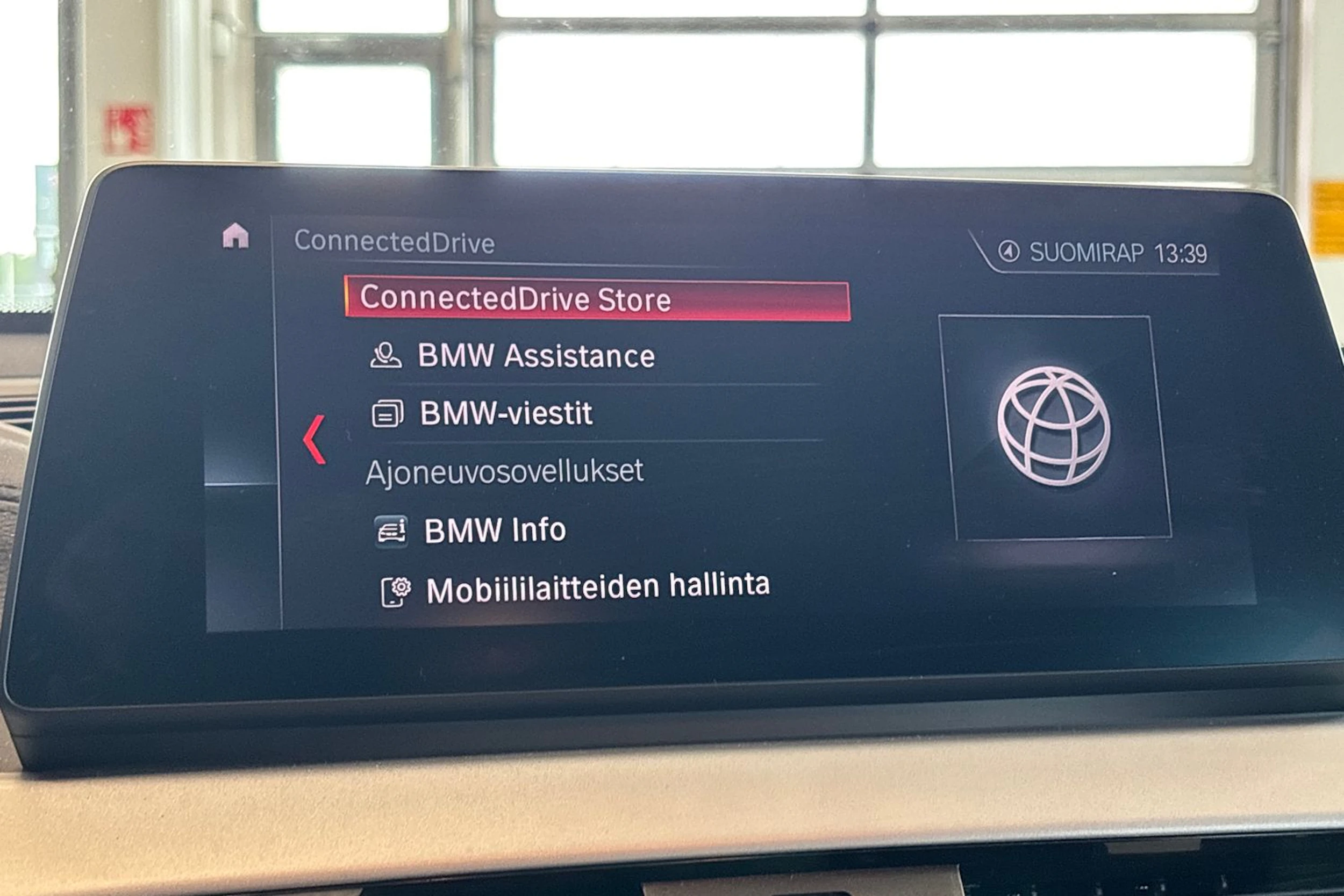 musta BMW X2 2021 kuva 33.
