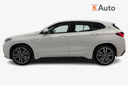 Valkoinen BMW X2 2022 kuva 7.