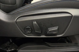 Valkoinen BMW X2 2022 kuva 19.