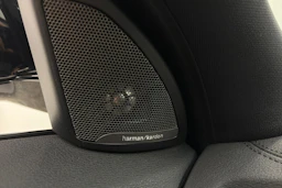 Valkoinen BMW X2 2022 kuva 20.