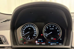 Valkoinen BMW X2 2022 kuva 22.