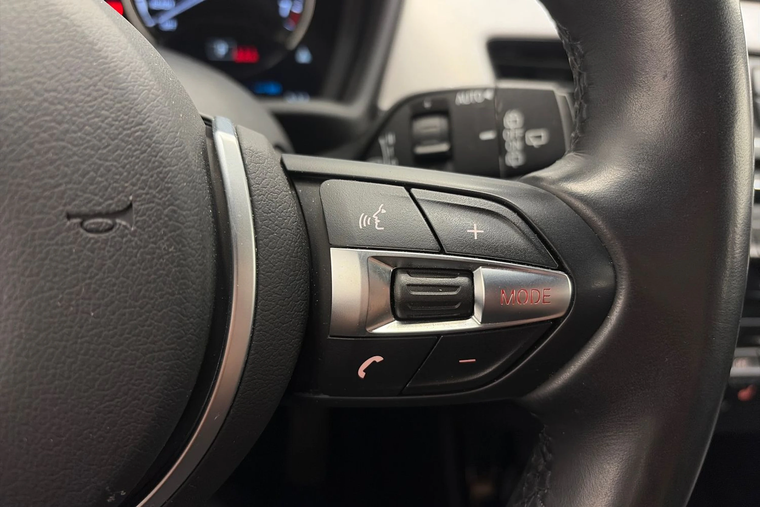 Valkoinen BMW X2 2022 kuva 24.
