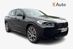 musta BMW X2 2022 kuva 1.