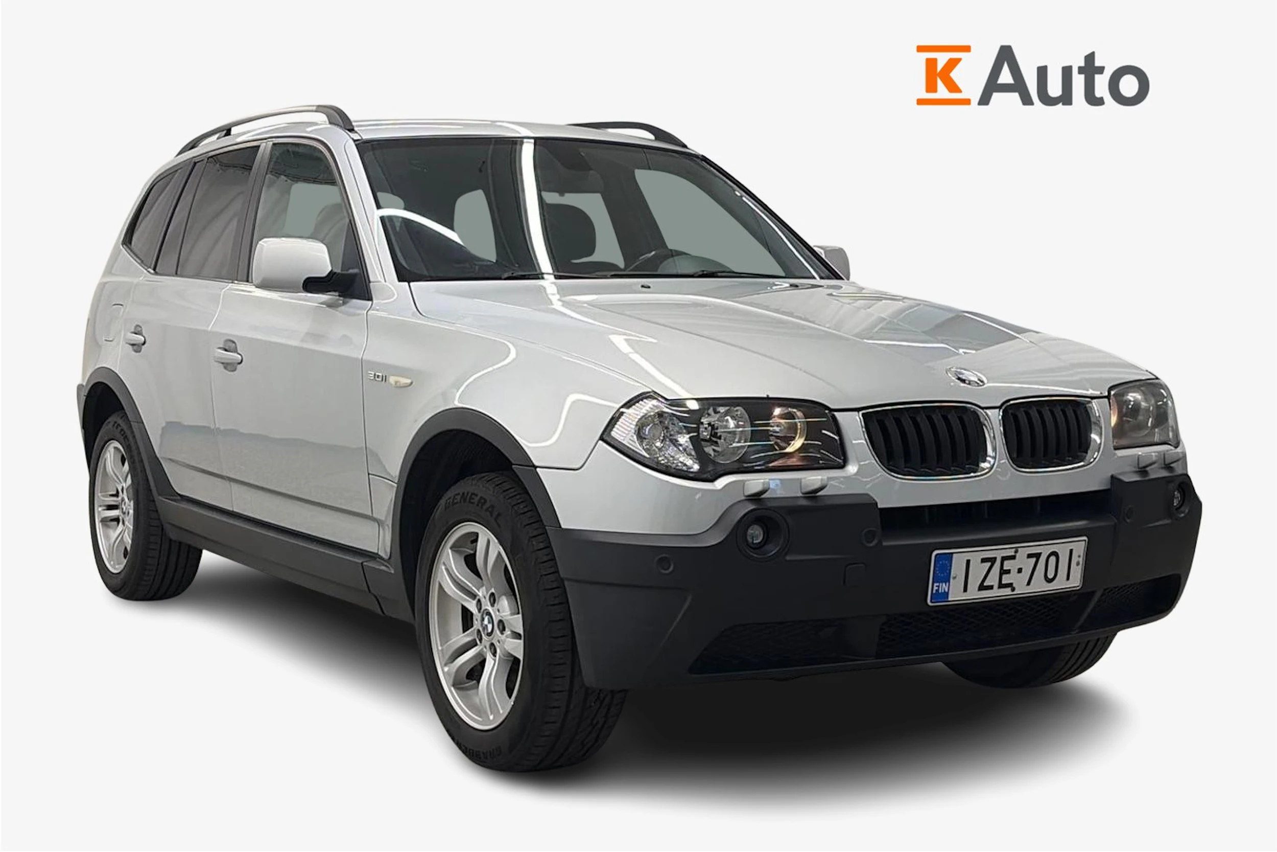 Harmaa BMW X3 2004 kuva 1.