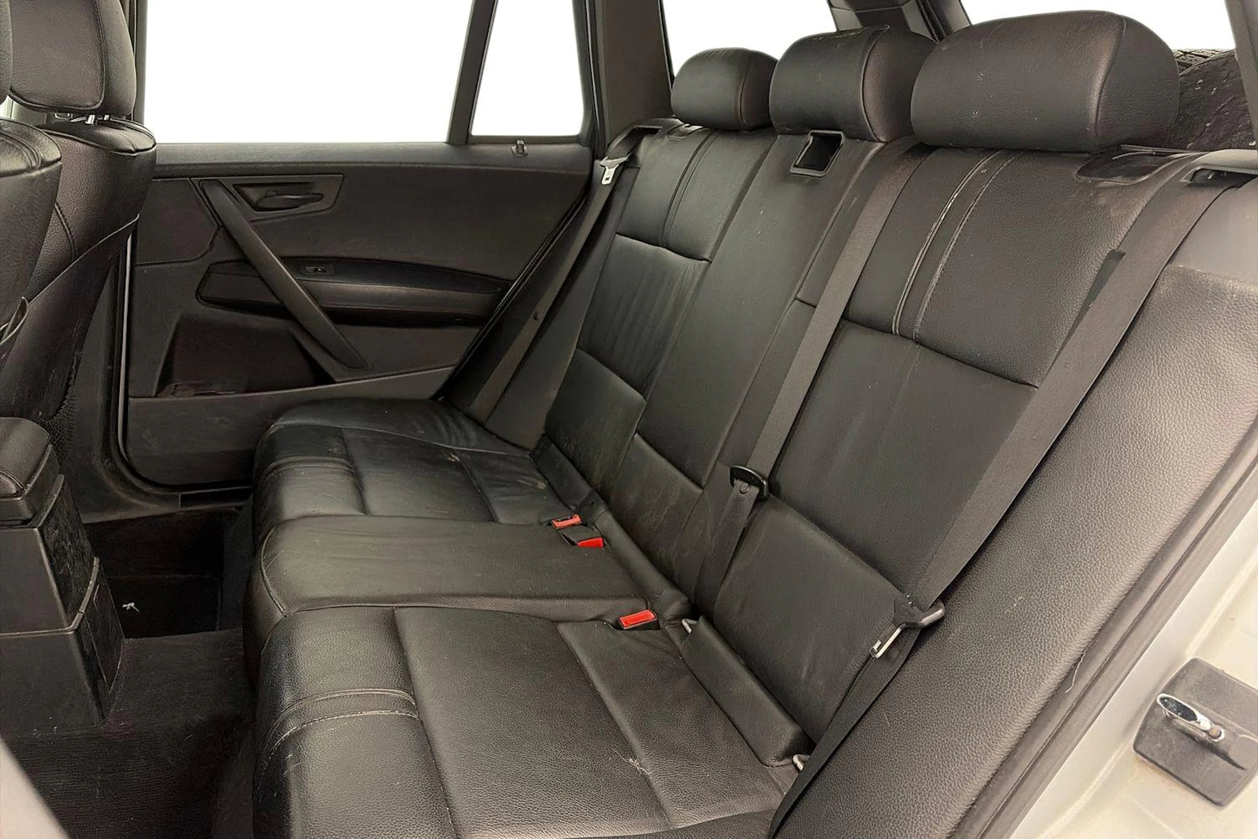 Harmaa BMW X3 2004 kuva 8.