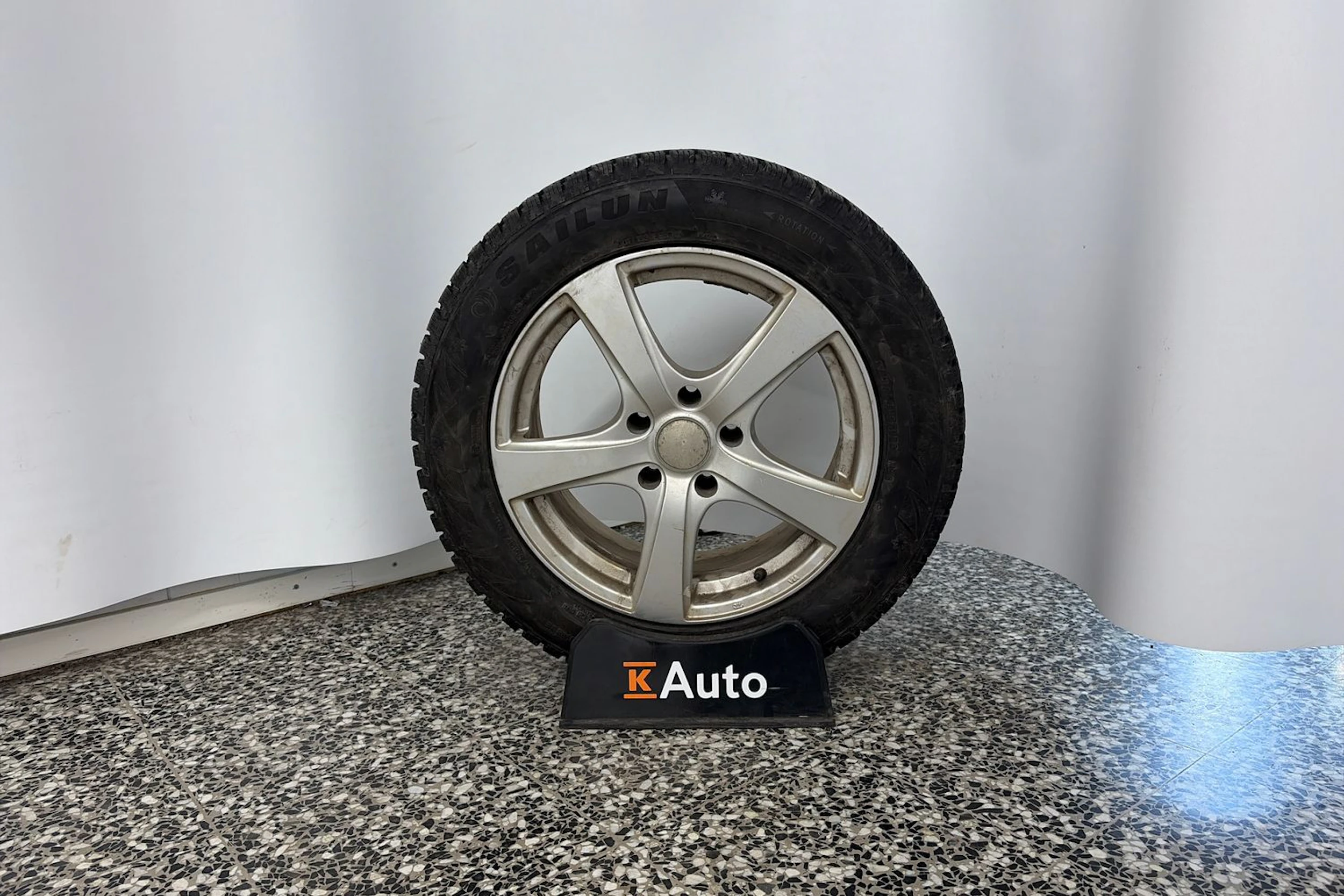 Harmaa BMW X3 2004 kuva 10.