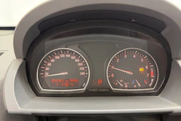 Harmaa BMW X3 2004 kuva 15.