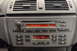 Harmaa BMW X3 2004 kuva 18.