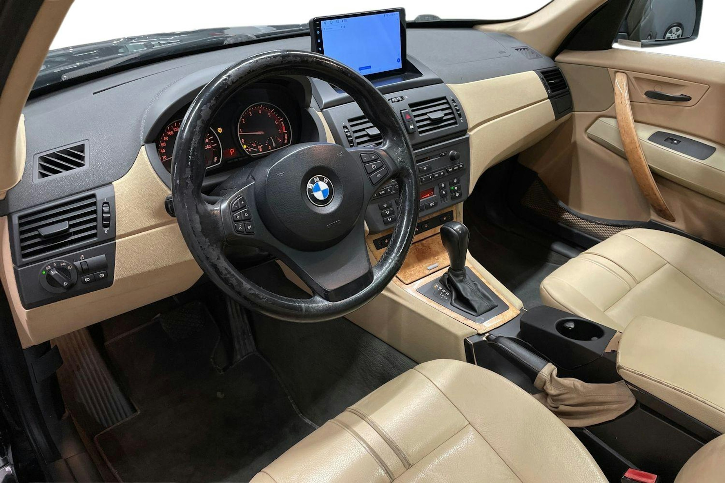 musta BMW X3 2004 kuva 6.