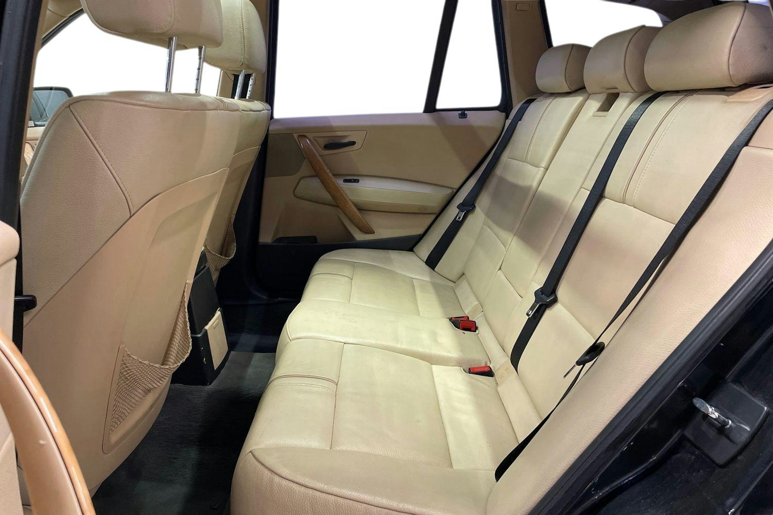 musta BMW X3 2004 kuva 8.