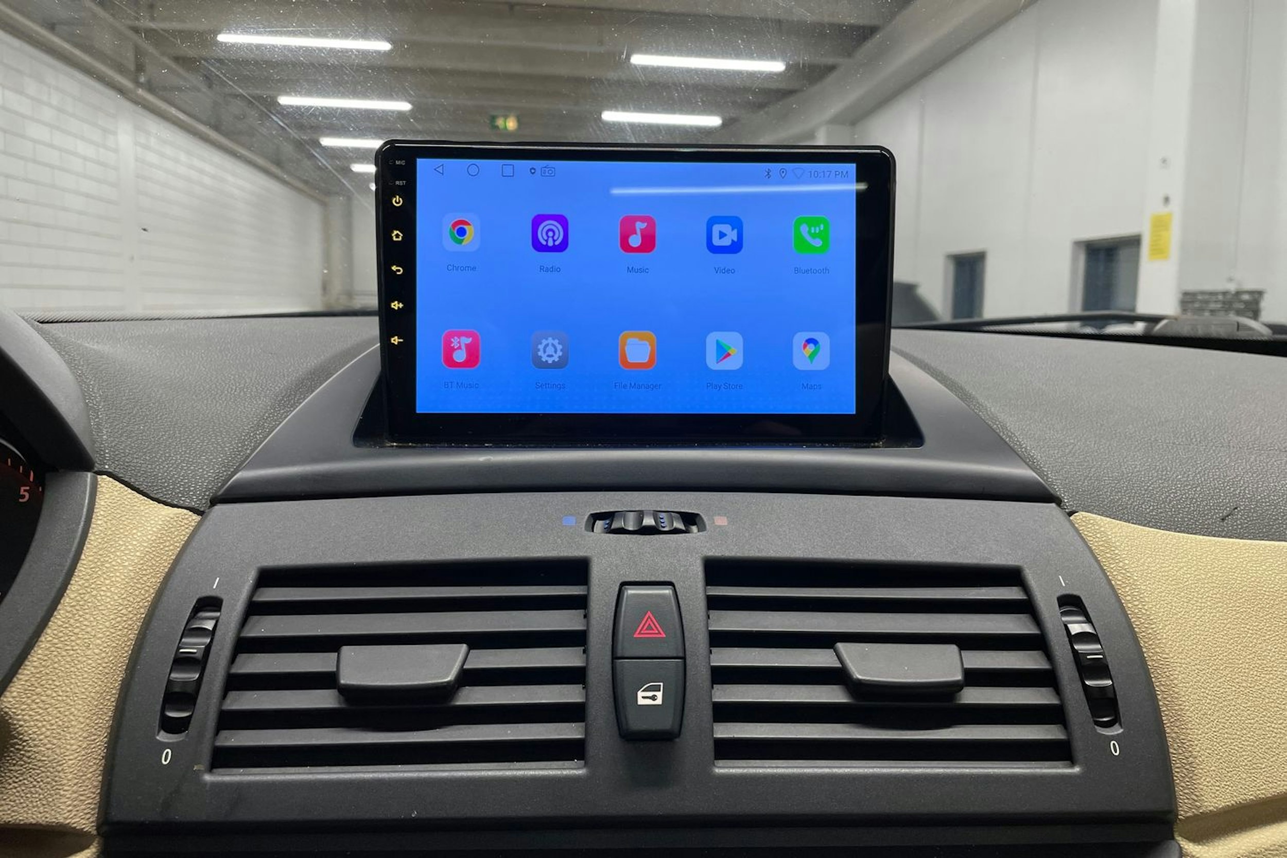 musta BMW X3 2004 kuva 16.