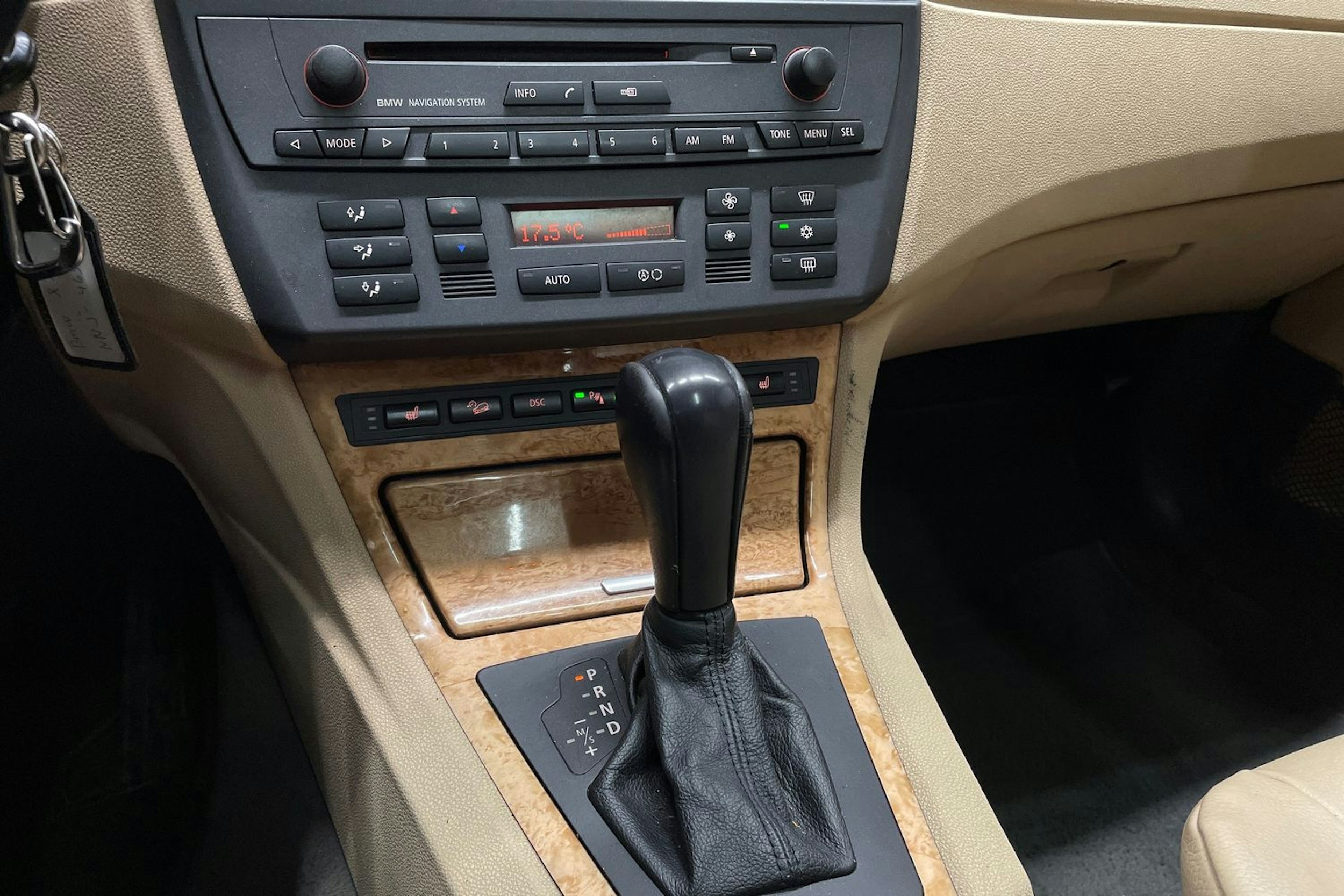 musta BMW X3 2004 kuva 18.