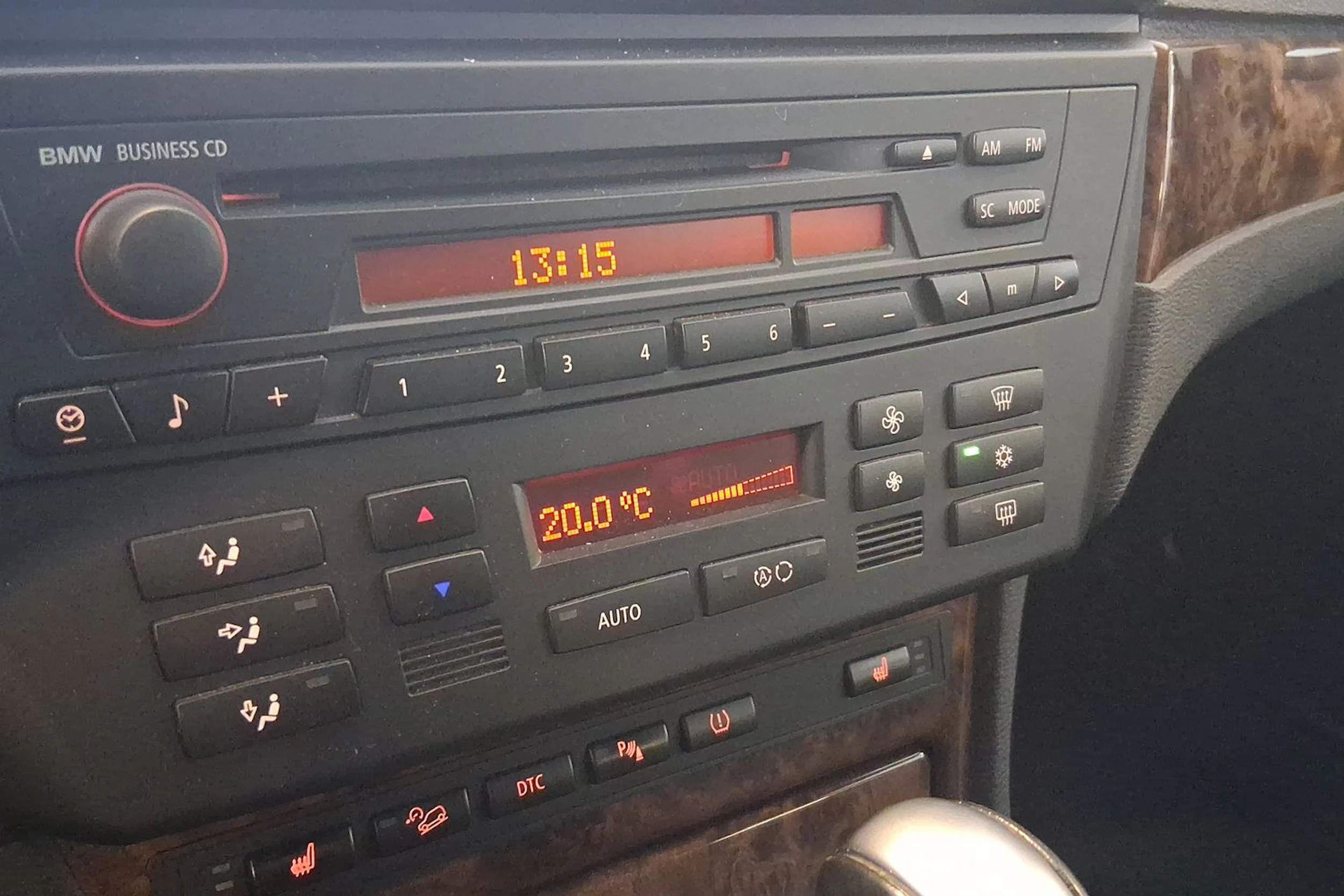 valkoinen BMW X3 2007 kuva 15.