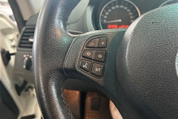 valkoinen BMW X3 2010 kuva 16.