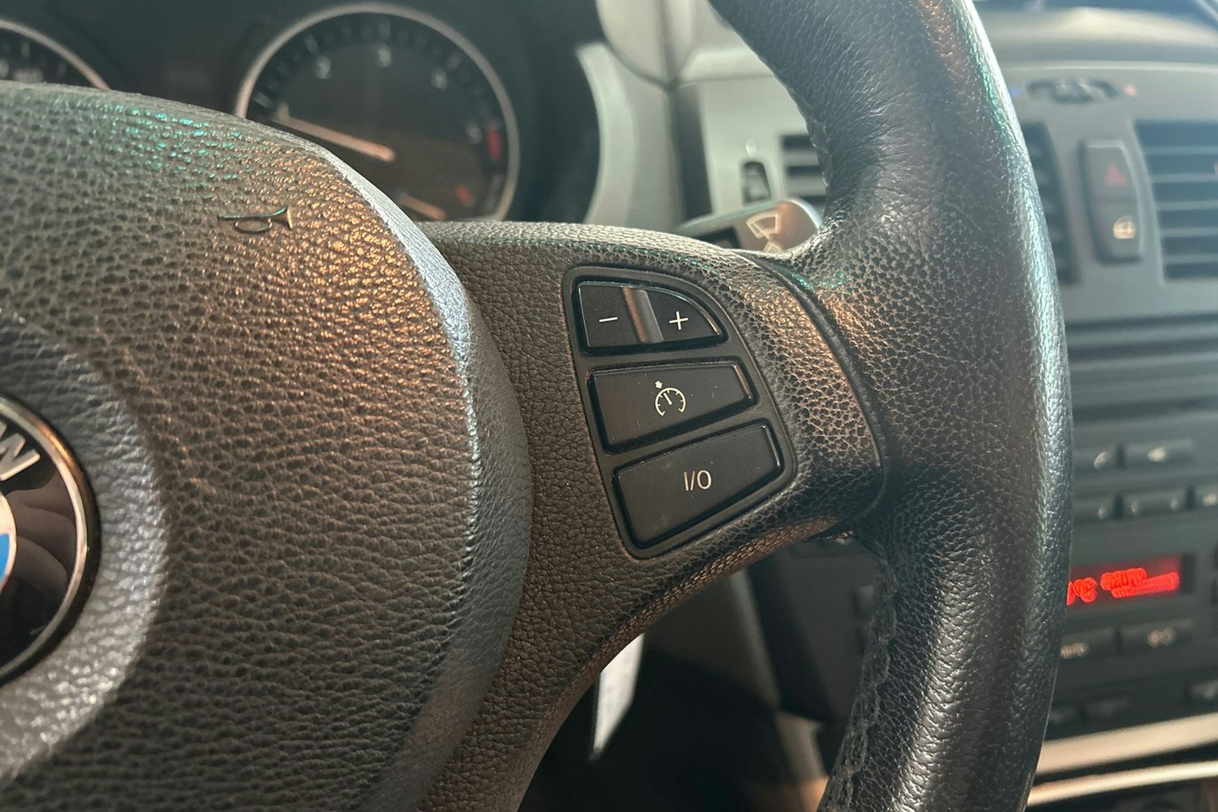 valkoinen BMW X3 2010 kuva 17.