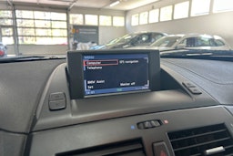 valkoinen BMW X3 2010 kuva 19.