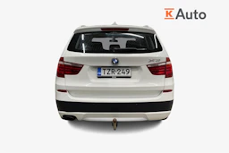 valkoinen BMW X3 2010 kuva 4.