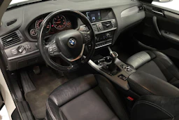 valkoinen BMW X3 2010 kuva 8.