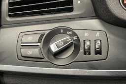 valkoinen BMW X3 2010 kuva 21.