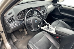 Harmaa BMW X3 2011 kuva 3.