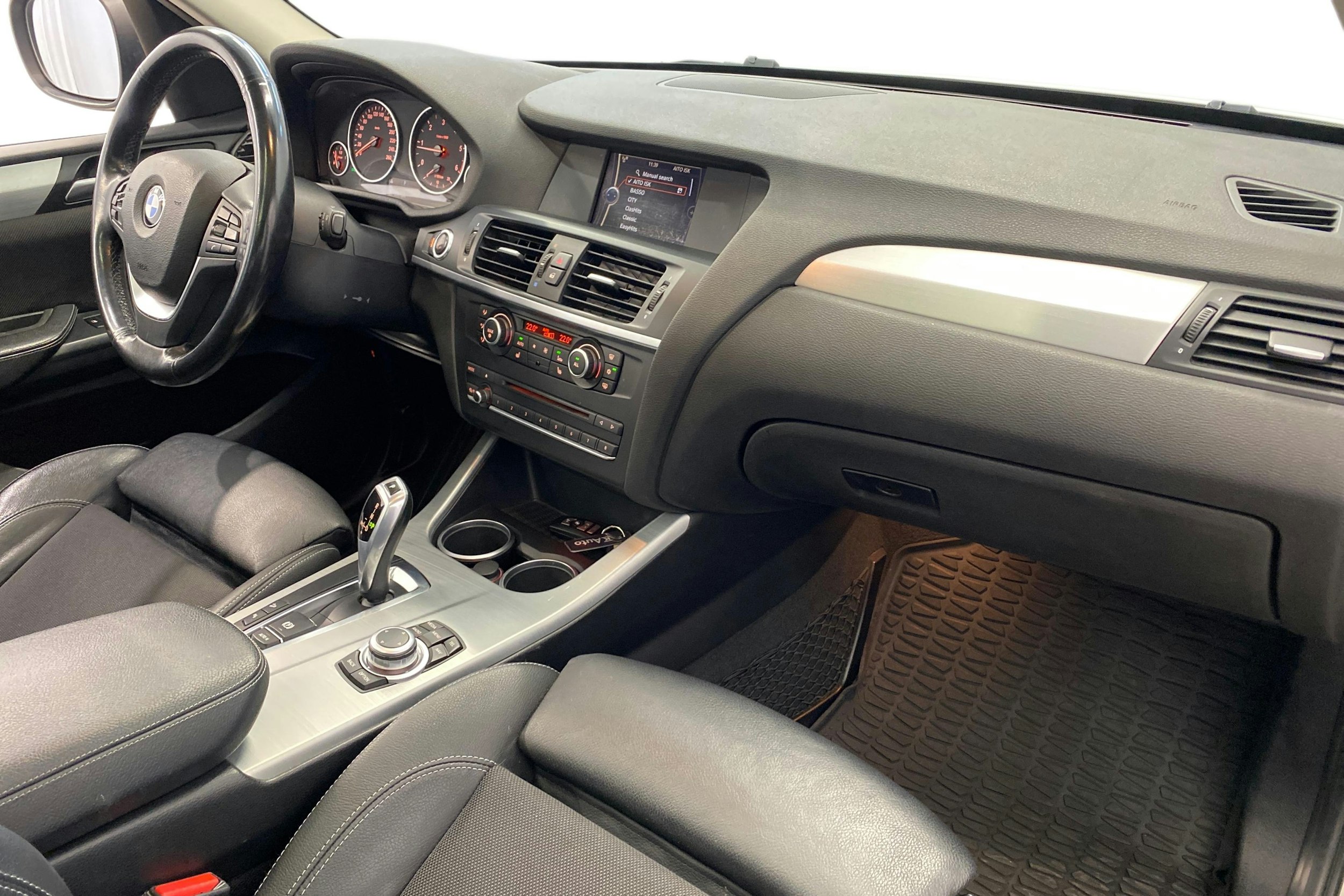 harmaa BMW X3 2011 kuva 10.