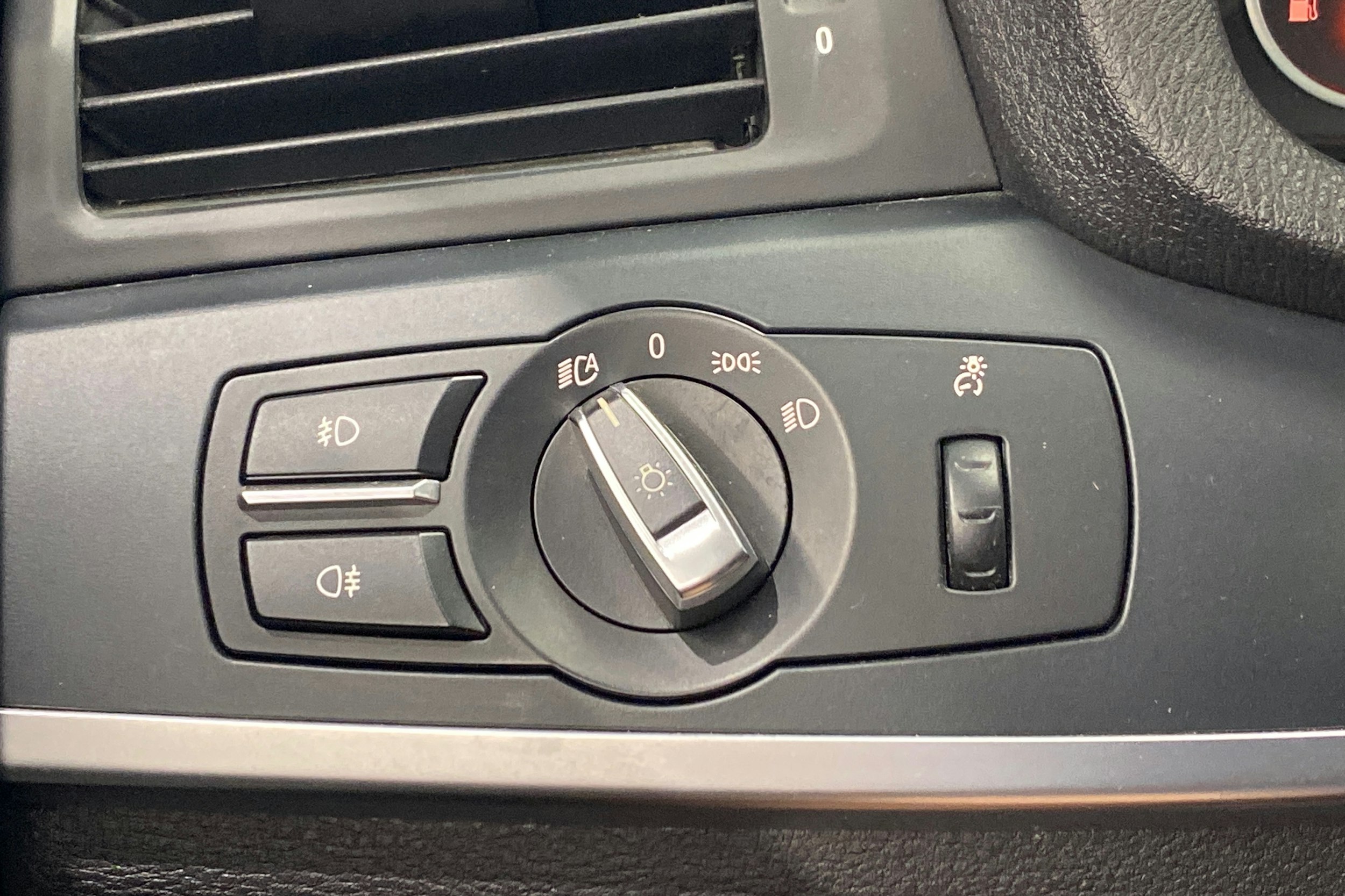 harmaa BMW X3 2011 kuva 18.