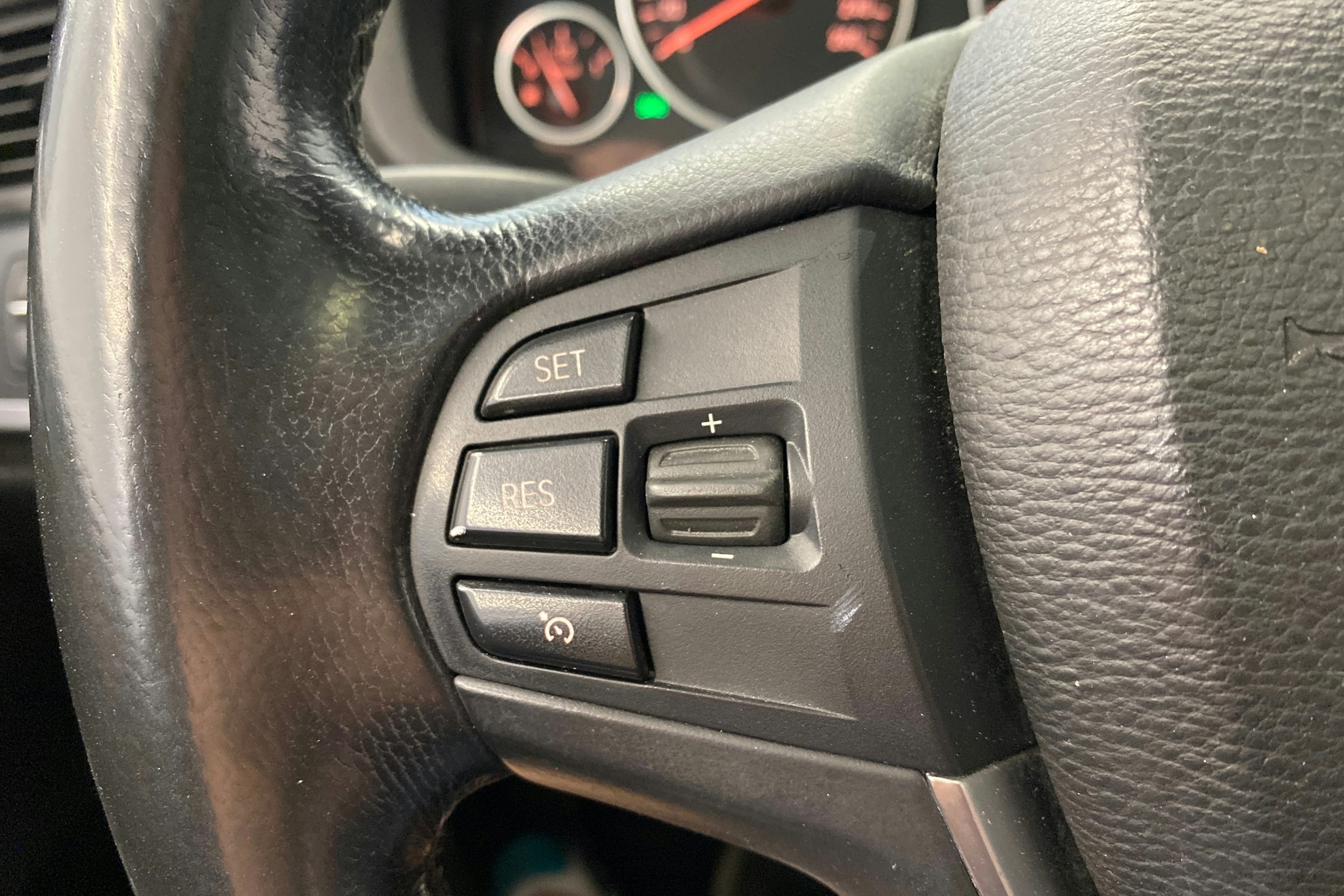 harmaa BMW X3 2011 kuva 19.