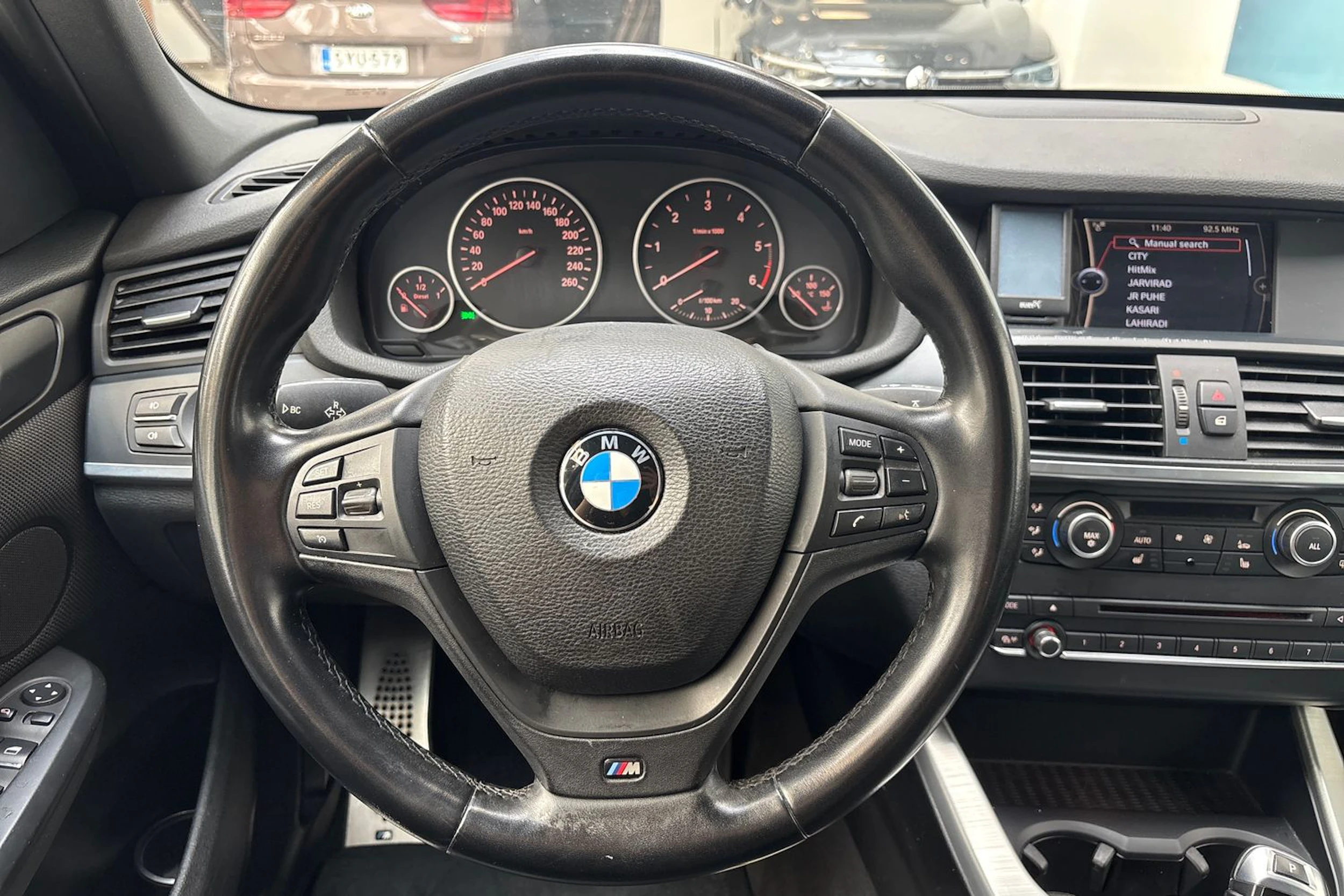 valkoinen BMW X3 2011 kuva 21.