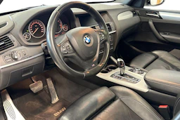 valkoinen BMW X3 2011 kuva 6.