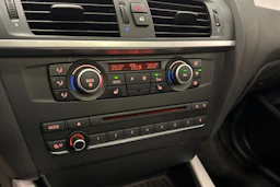 valkoinen BMW X3 2011 kuva 22.