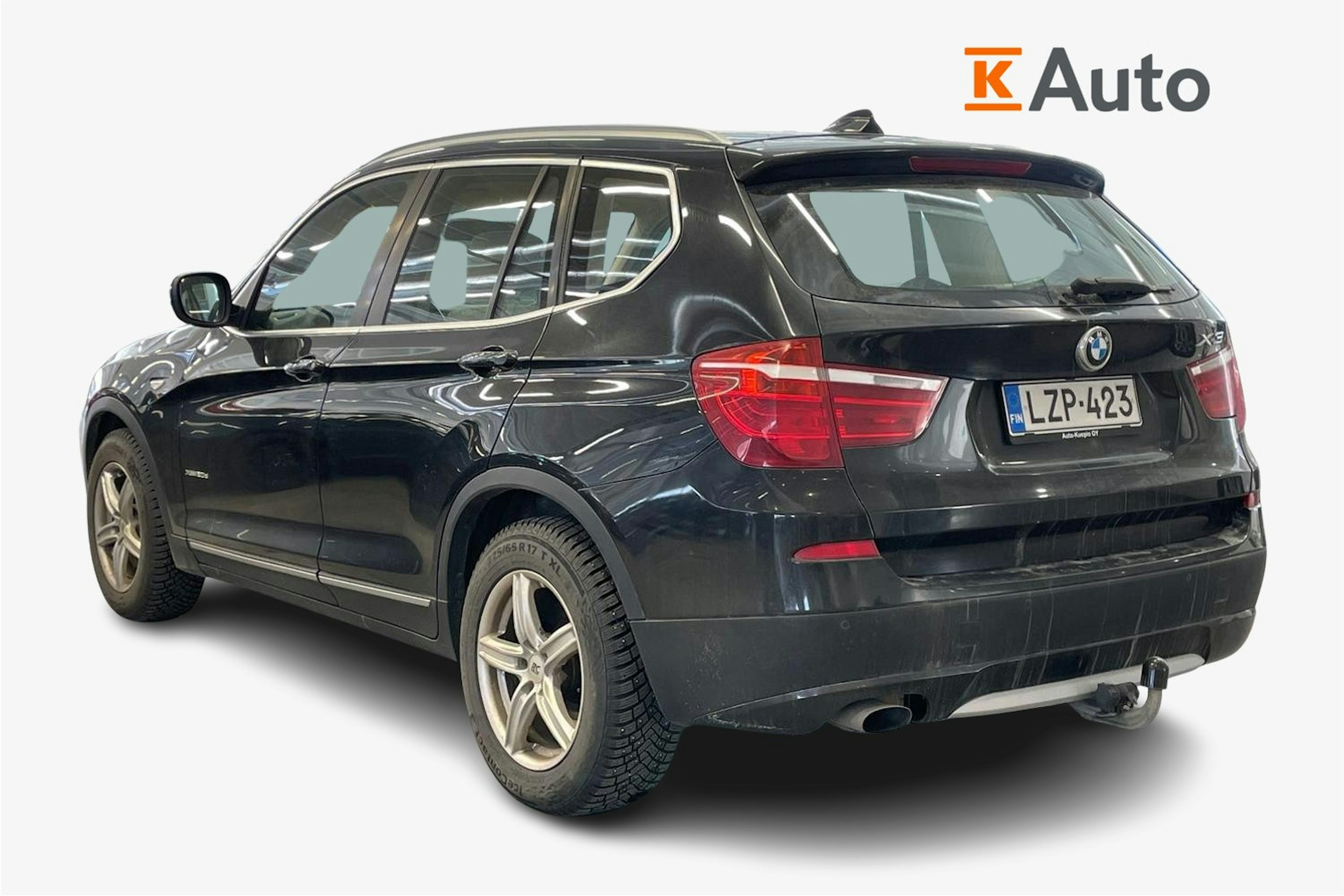 musta BMW X3 2011 kuva 2.