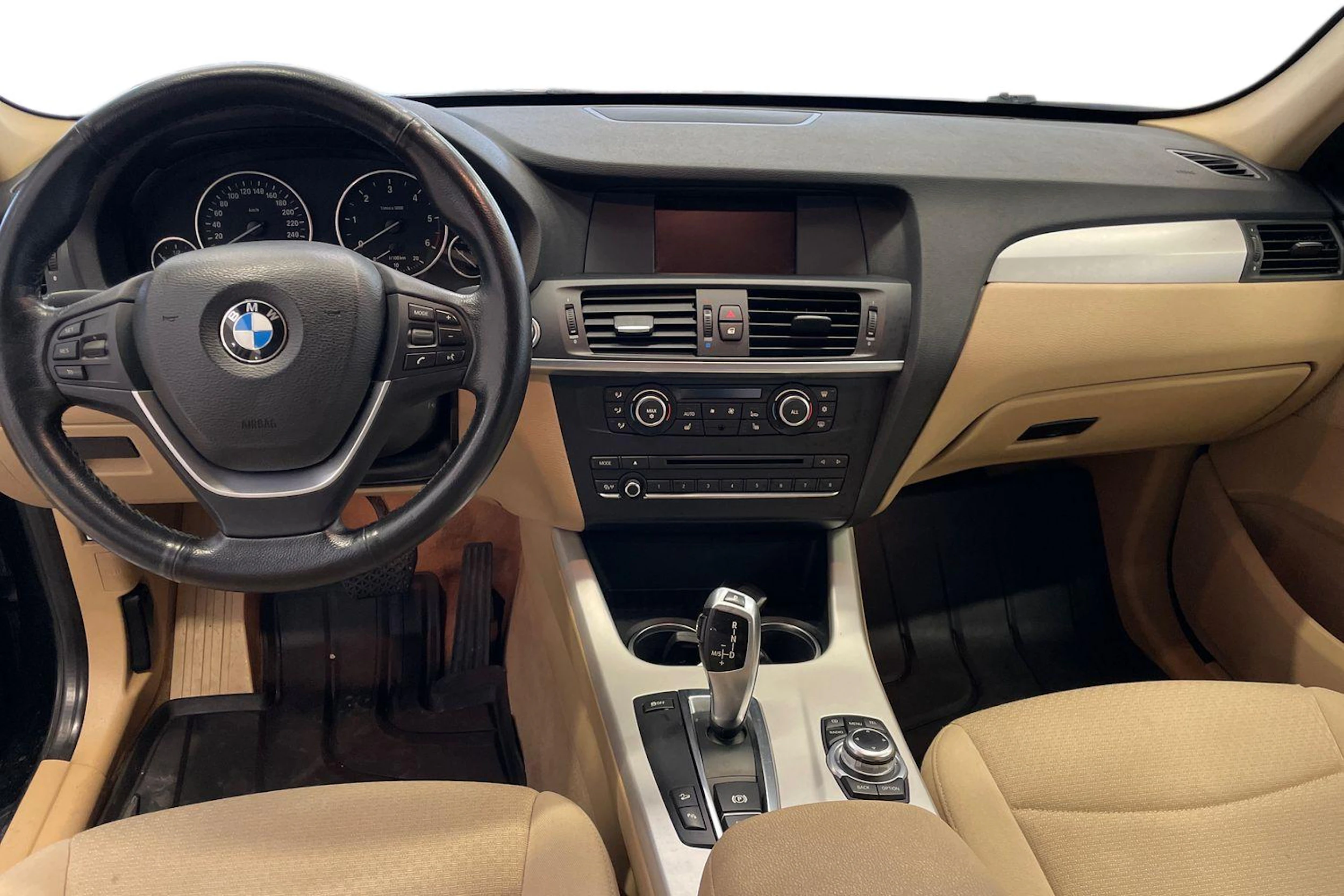 musta BMW X3 2011 kuva 9.