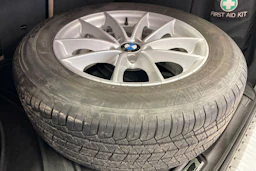 musta BMW X3 2011 kuva 14.